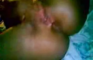 XXX کودک ناز در جوراب بدن روی کانال فیلم سکس در تلگرام تخت دراز کشیده و کون خود را نشان می دهد