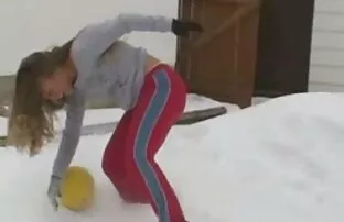 XXX از دست دادن دوربین آماتور برای اولین بار از blowjob از جوجه روسی استفاده می لینک کانال فیلم سکس کند
