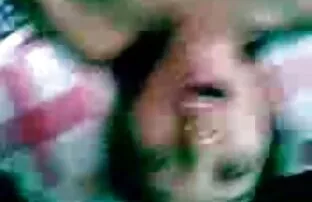 XXX جوجه زخمی دوست خود را به خاطر کانال فیلم پورنو تلگرام نگه داشتن دست خود کثیف کرد و به پای او فتیله زد