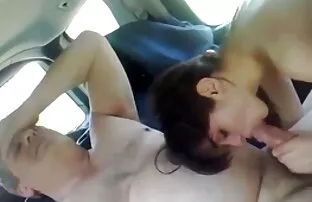 XXX من به دیدار یک دوست آمدم و بلافاصله پاهای باریک او را در مقابل کانال تلگرام عکسهای سکسی او پهن کردم