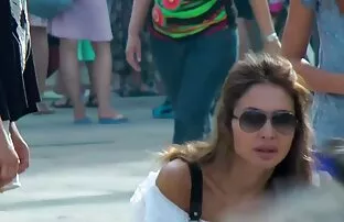 XXX یک کلیپ سکس درتلگرام تاجر بالغ به خانه بازگشت و بلافاصله شروع به گران کردن کرد تا بیدمشک کثیفش را بکشد