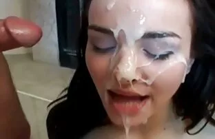 XXX بچه ها آنقدر گرسنه هستند که یک زن بالغ را در کانال تلگرام فیلم سیکس جوراب لعنتی کردند