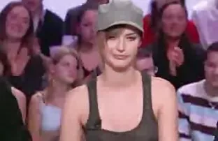XXX آسیایی مجعد پرشور لینککانالسکسیتلگرام ، از blowjob می دهد