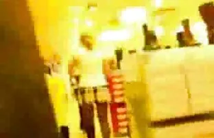 XXX چهار شریک جوان در همان تخت در عکس کانال سکس حال چرخیدن هستند
